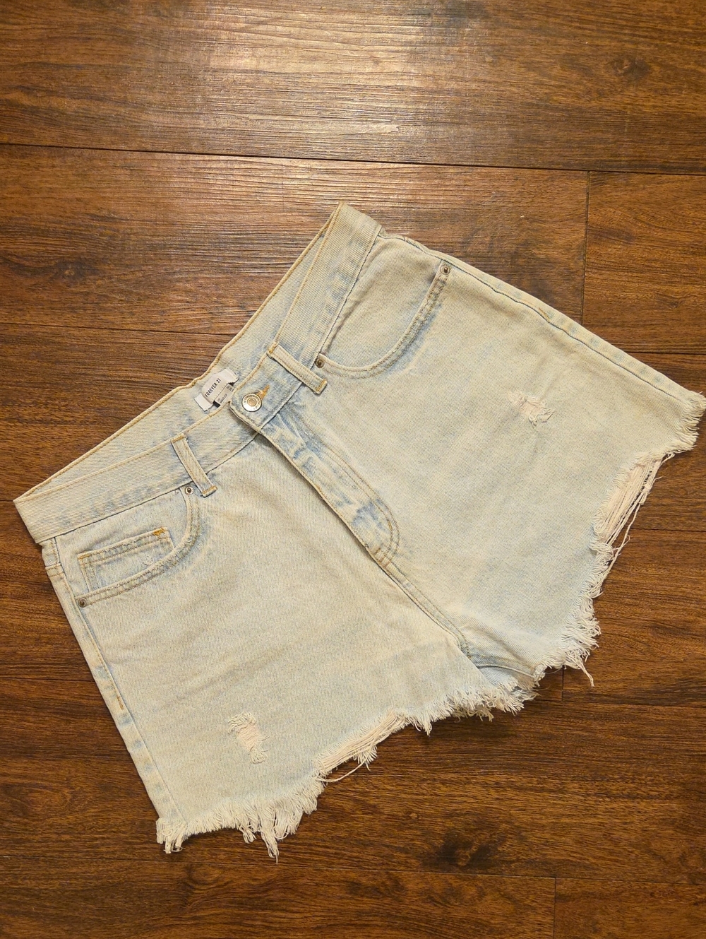 Forever 21 Highrise Light Blue Wash Frayed Hem Denim Shorts